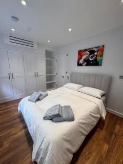 Stunning, newly refurbished flat - London - 5