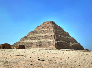 Hot pyramid view - Kairo - 0