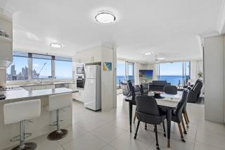 Beach Haven, 28th Floor Ocean Views - 3