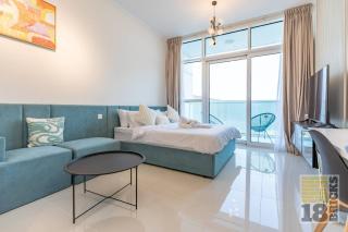 18 Bricks Spacious Studio Apartment Carson 404 - Dubai - 9