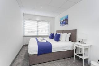 Sovereign Gate 1 - City Centre 2 Bed Wparking - Portsmouth - 7