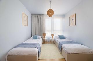 Elite Apartments Beachside Luxury with Balcony - 8