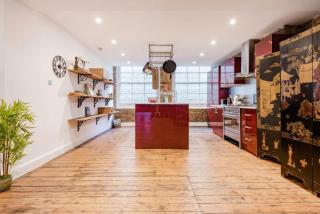 Penthouse Loft apartment with roof terrace Not for events or parties - 5