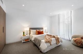 Casa Urbanista Luxury Architectural Home in Kew - Melbourne - 3