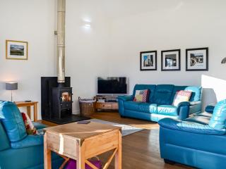The Longhouse At Threave - Castle Douglas - 9