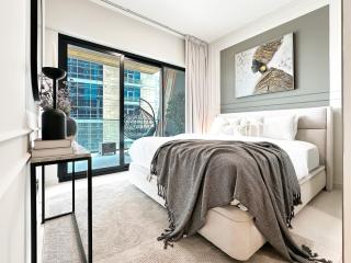 1-Bedroom Apartment in Downtown with Pool View - 9