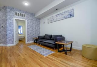 Modern & Spacious 4-Bedroom Apartment in Roxbury - Boston - 4