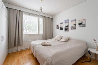 Spacious 1BR Downtown Apartment with Private Balcony - Jyväskylä - 8