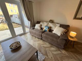Wheatcroft Sleeps 7 Long Stays Parking and Wi-Fi - Swindon - 8