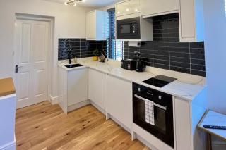 East London 1-Bed Apt Sleeps 2 with Parking - Londres - 9