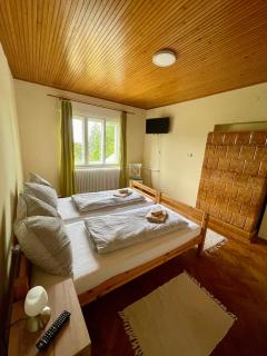 Julia Apartmanház Balatonfüred - Balatonfüred - 6