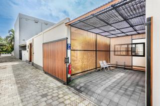 Oasis Residences - Limited Luxury Villas - Reserve Today! - 1