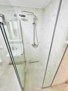AMARIS Suites Sarajevo - Sarajevo - 4