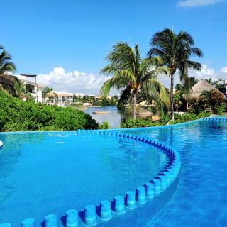 Lagoon-front apartment - Puerto Aventuras - 5