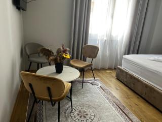 Denis room - - 3