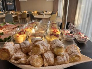 Canada Hotel Budapest - 1