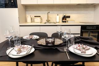 Modern 1BDR Apartment in a New Building - 9