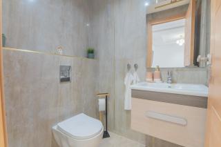 Apprt moderne avec Balcon- Haut founty, à 5min de la plage, Sefl CheckIn, Fiber Optic - 6