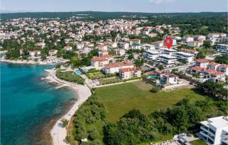 Gorgeous Apartment In Malinska With House A Panoramic View - 3