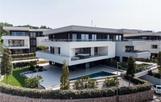 Nice Apartment In Malinska With Wifi - Malinska - 2