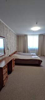 Hotel Premyer - Truskavets - 3