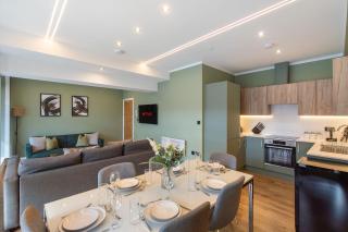 Luxurious & spacious central modern 2bed flat - 0