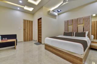 Hotel Lakhdatar Palace - 2