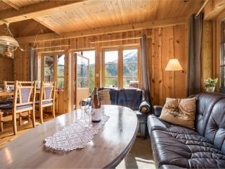 Holiday Home Lona by Interhome - Viksdalen - 1