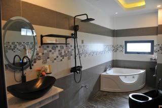 Homestay Villa White House - - 8