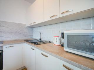 Holiday Home Mara by Interhome - Prizna - 3