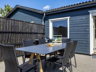 Holiday Home Hermanni - from the sea by Interhome - 2