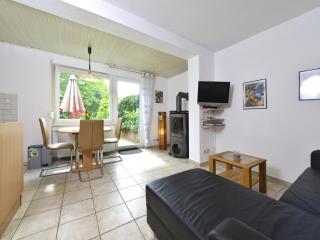 Garden-view Apartment in Heringhausen Lake City Centre - Heringhausen - 4