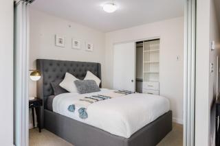 Yaletown Cityview Condo with Balcony near Sunset Beach - Vancouver - 9