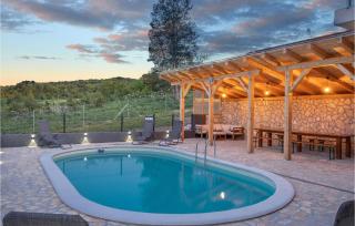 Lovely Home In Plaski With Sauna - Plaški - 2