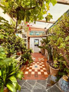 Three bedroom beach bungalow, Spectacular sea views - - 6