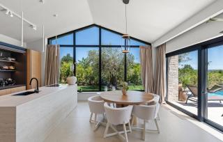 Villa Flores by Villas Guide - 6