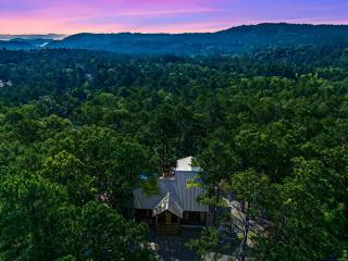 Once Upon A View! Floating Hammock, Hot Tub, Firewood, Views! - 7