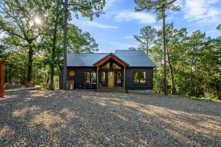 Once Upon A View! Floating Hammock, Hot Tub, Firewood, Views! - Hochatown - 1