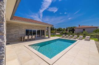 Villa FUSKA with private pool - Pinezići - 7