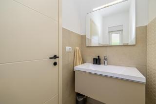 Villa FUSKA with private pool - Pinezići - 4