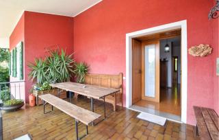 Stunning Apartment In Montebelluna - 9