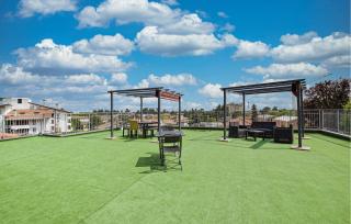 Stunning Apartment In Montebelluna - Montebelluna - 3