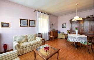Stunning Apartment In Montebelluna - Montebelluna - 1