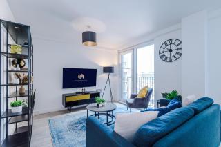 Month Special in Salford, Fully Equipped, WiFi - Manchester - 4
