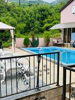 Apartments Lav Costas - Herceg Novi - 8
