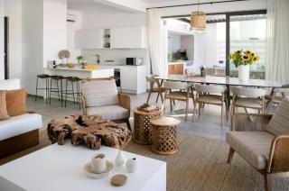 Magnificent Protaras Villa Villa Chelsea 3 Bedrooms Private Outdoor Pool And Hot Tub Furnished Sun Terrace Shaded Furnished Terrace Bbq, - Protaras - 6