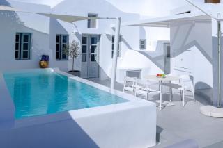 Luxury Retreat In Oia Lathouri Cave Villa Private Plunge Pool Breathtaking Aegean Views - Ia - 3