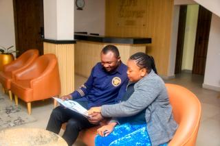 Five Clover Inn, Abijo - 8