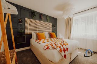 FLAT 5 - Ground floor 2 bed apartment free parking sleeps 6 - Halesowen - 9