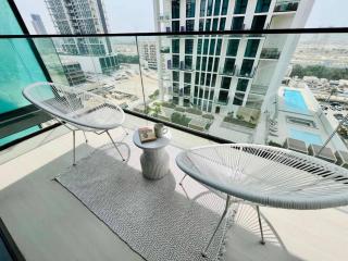 City-view 1br With Gym, Pool And Free Parking! - 1